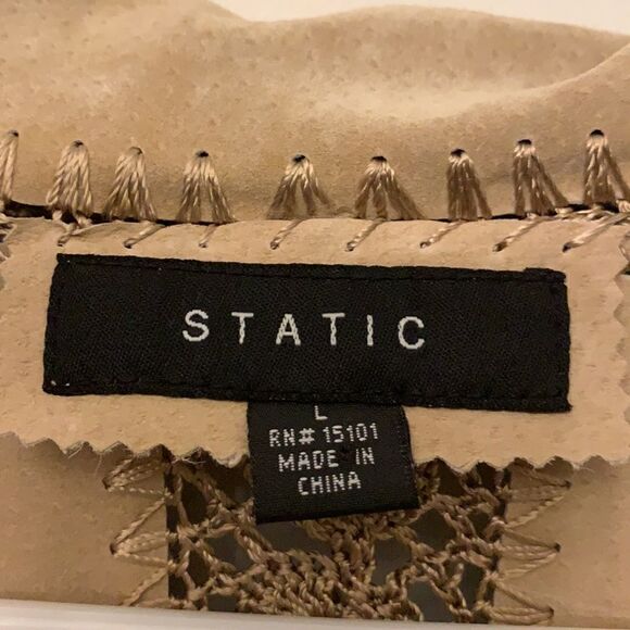 Static vintage suede, crochet jacket with front ties. Crochet cuffs and hem. L - Picture 7 of 9